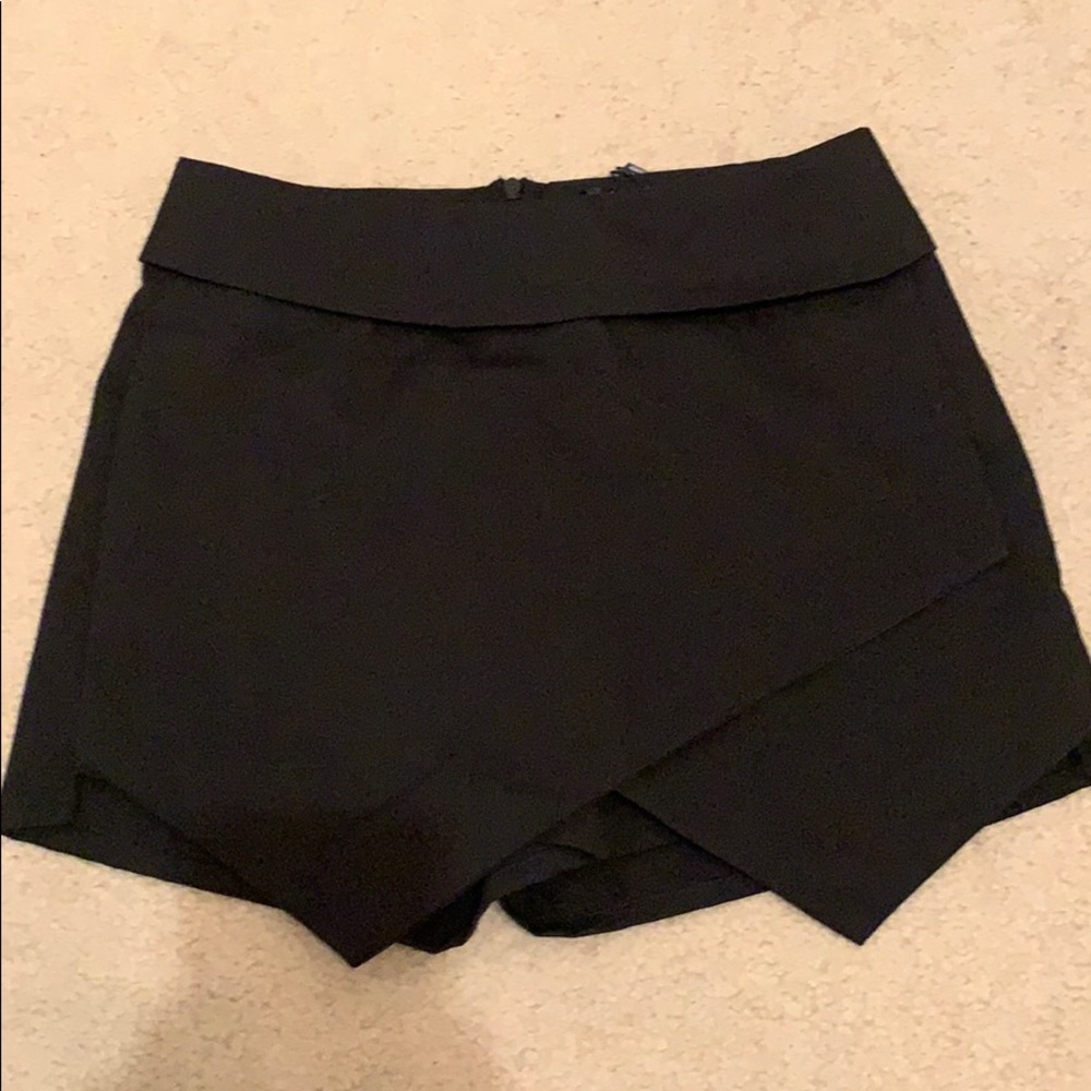 Black skort, never been worn